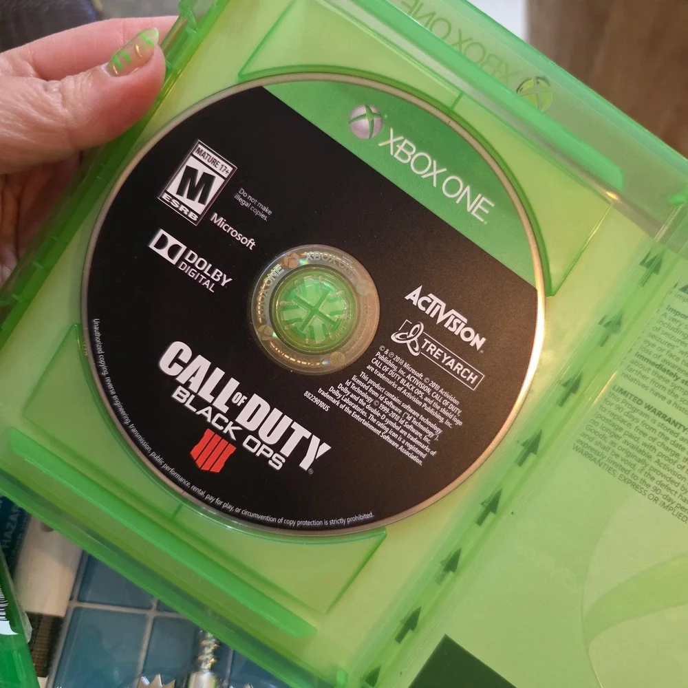 Call of Duty Black Ops 4 Xbox One Activision 2018 First Person Shooter 4K HDR